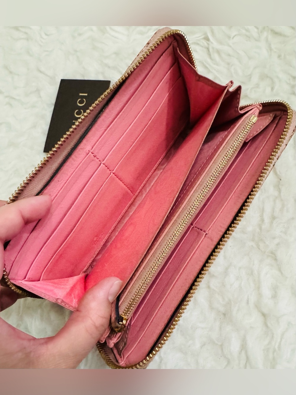 Gucci Pink Snakeskin Zip Wallet with Gold GG - Picture 9 of 13